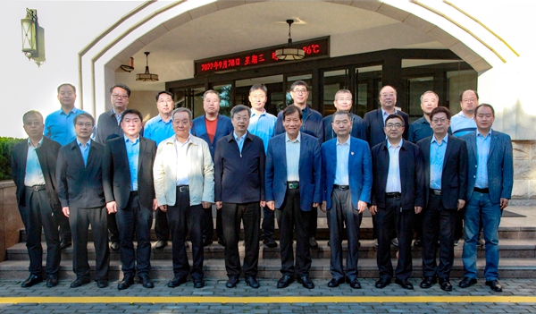 783324571d6641a391cb571ebaa2b17a.jpg 合影_副本.jpg